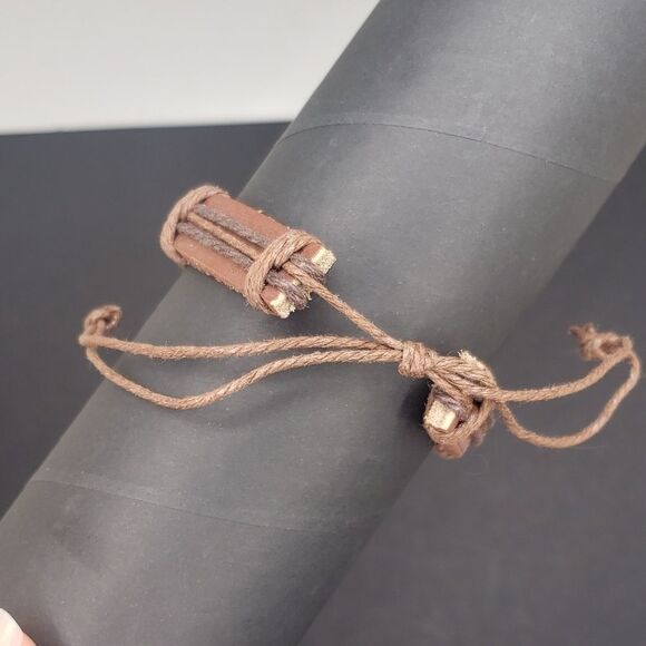 Celtic cross adjustable bracelet - Picture 3 of 3